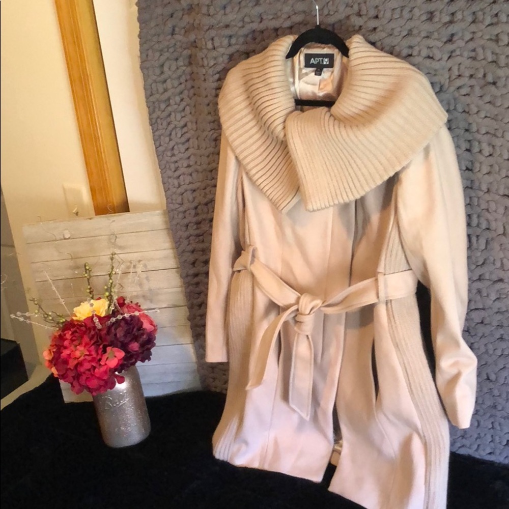 Women’s Wool blend Winter Coat - XL